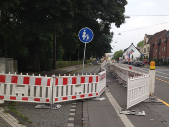 Fußgängernotweg auf der Südseite