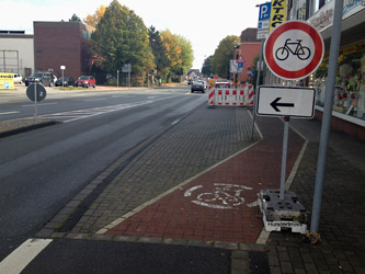 Radwegsperrung ohne Leitbake