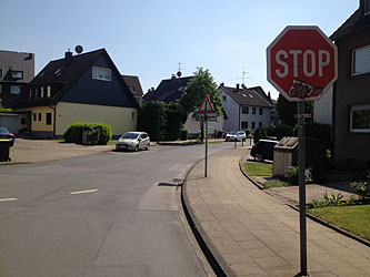 Am STOP-Schild